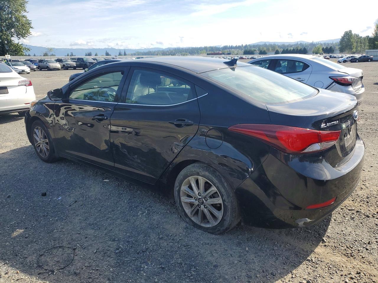 2015 Hyundai Elantra - Image 2