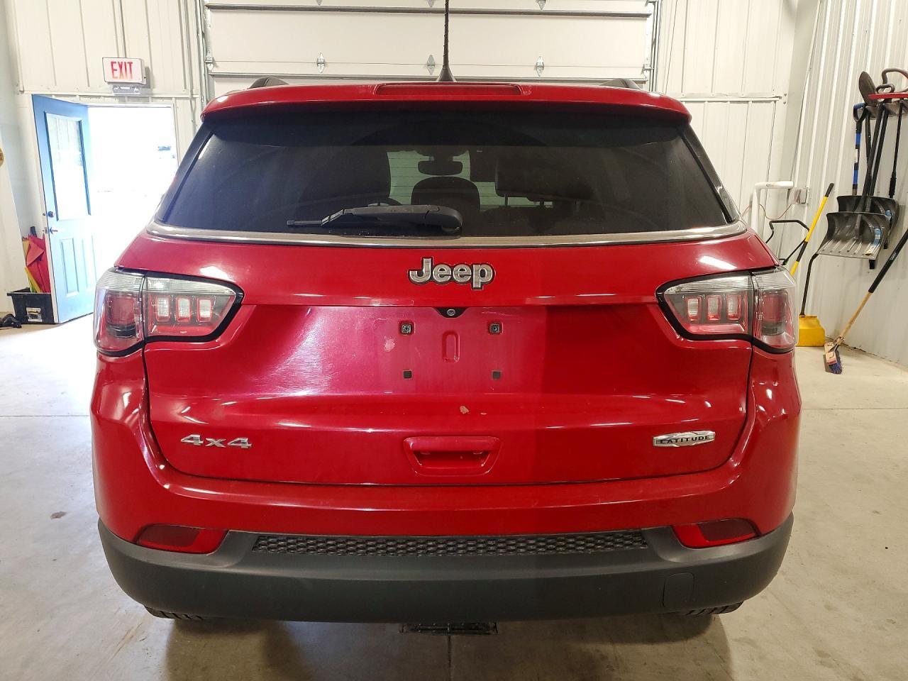 2018 Jeep Compass Latitude - Image 6