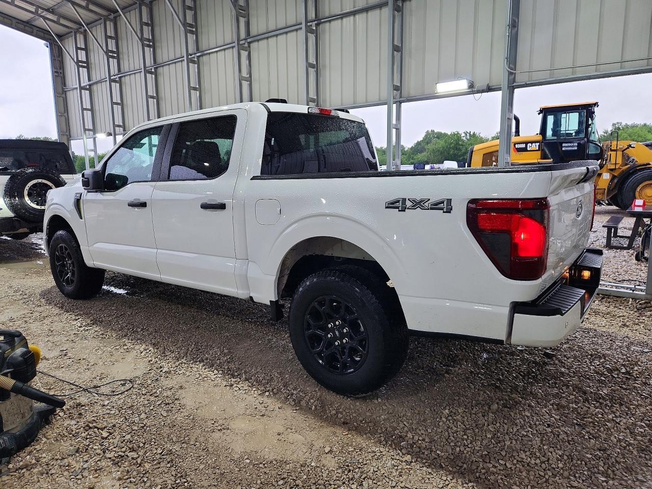 2025 Ford F150 Stx - Фото 2