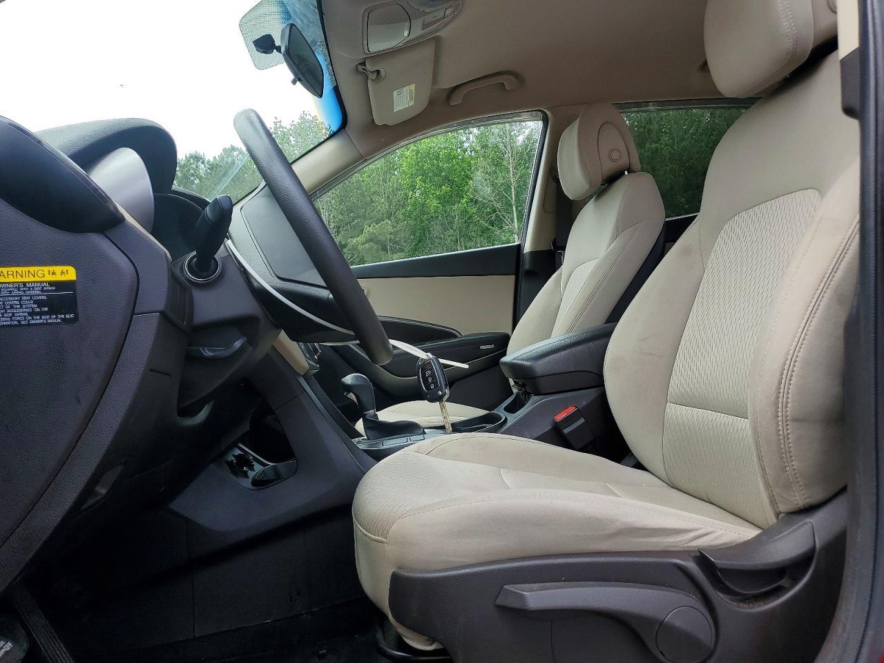 2017 Hyundai Santa Fe Sport 2.4L - Image 7