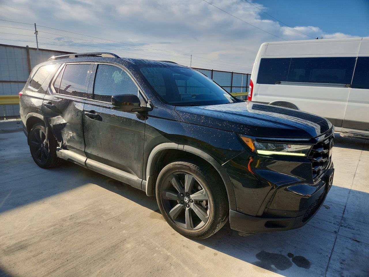 2025 Honda Pilot Black - Image 4