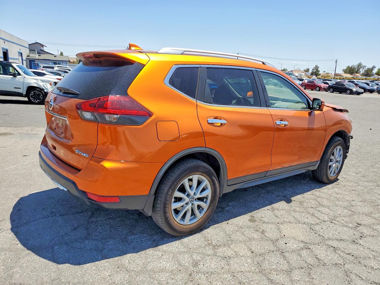 2018 Nissan Rogue Sv - Image 3