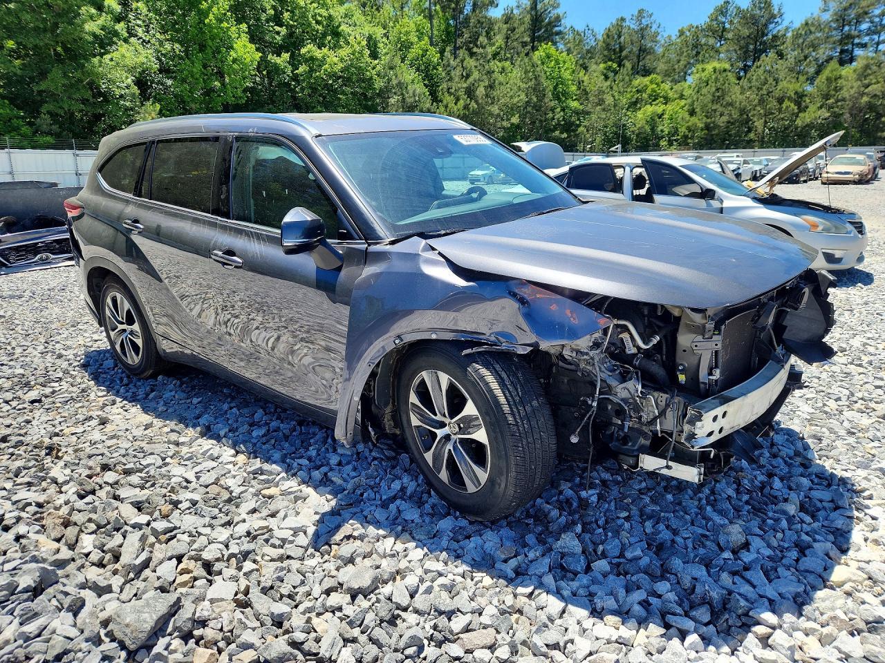 2021 Toyota Highlander Xle - Image 4