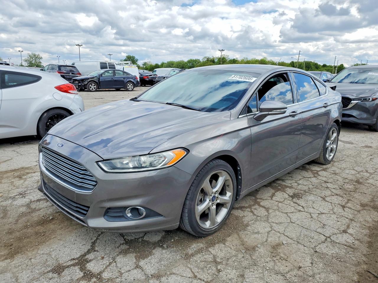 2013 Ford Fusion 4D Se