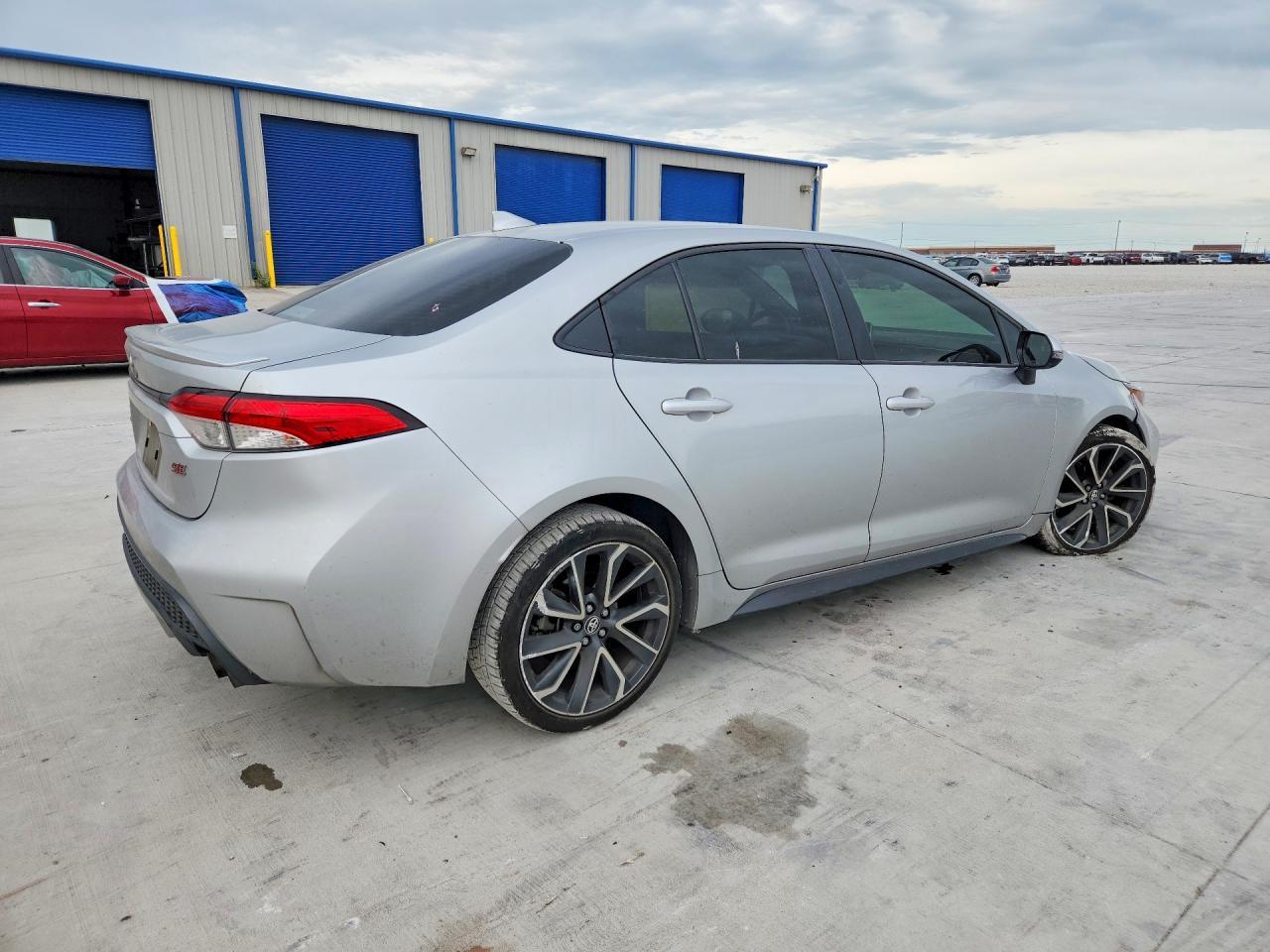 2021 Toyota Corolla Se - Фото 3
