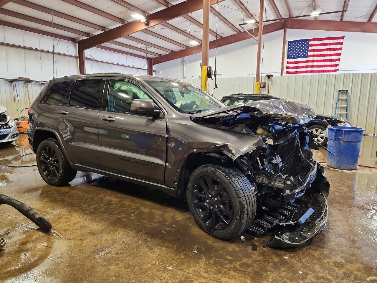 2019 Jeep Grand Cherokee Laredo - Фото 4