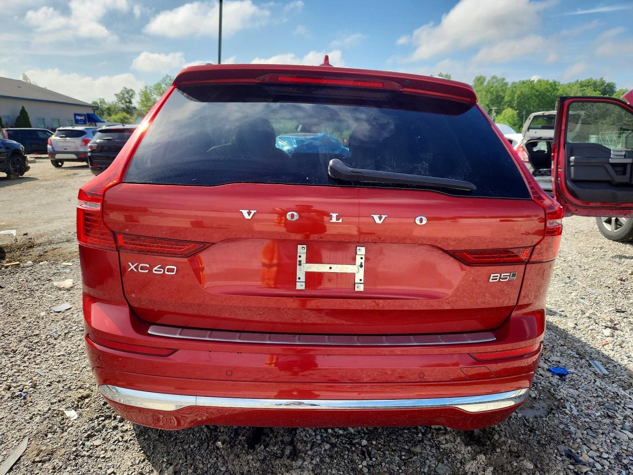 2022 Volvo Xc60 B5 Inscription - Image 6