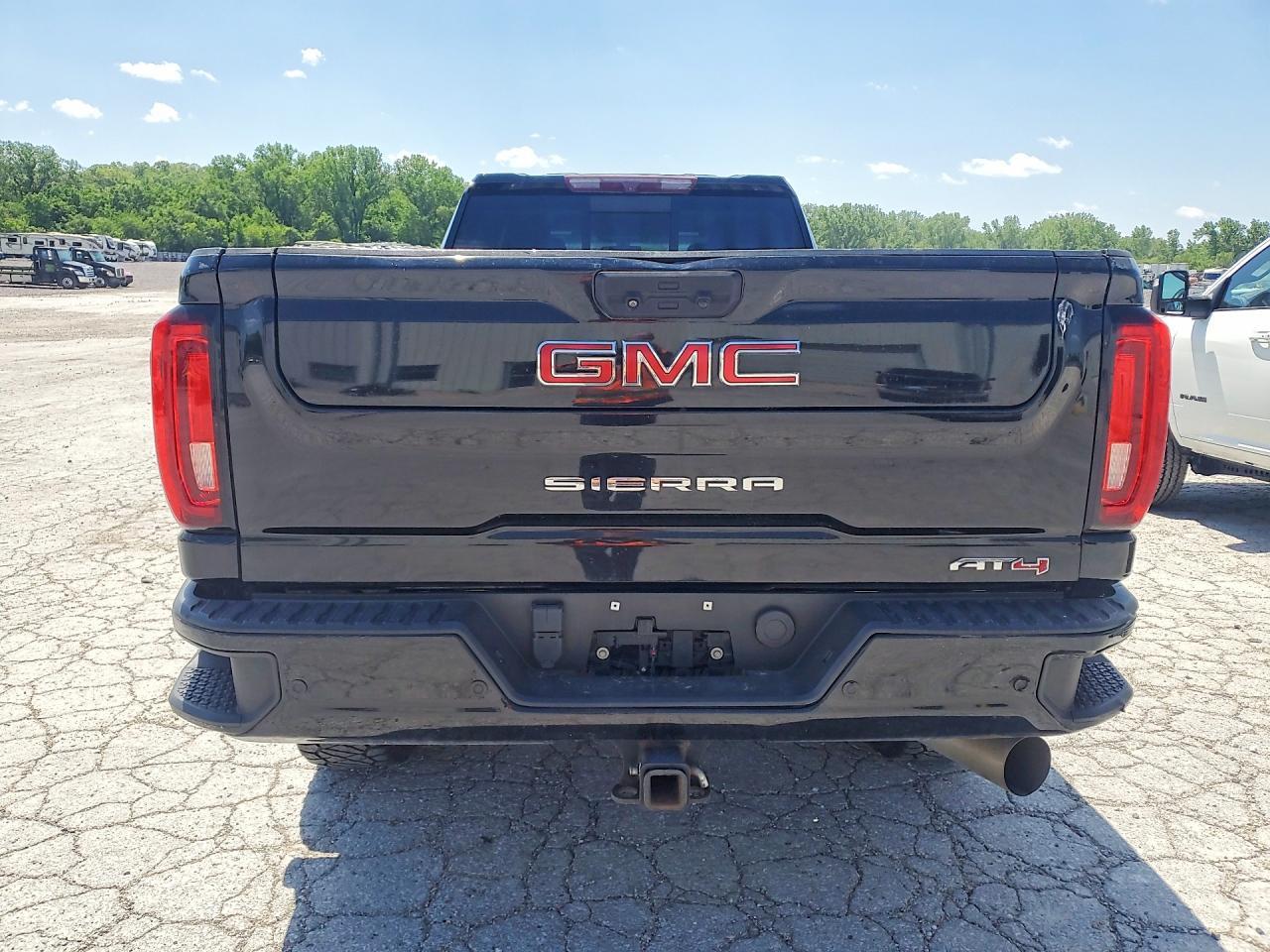 2020 GMC Sierra K2500 At4 - Фото 6