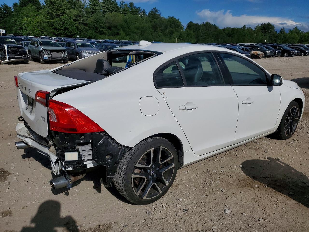 2018 Volvo S60 Dynamic - Image 3