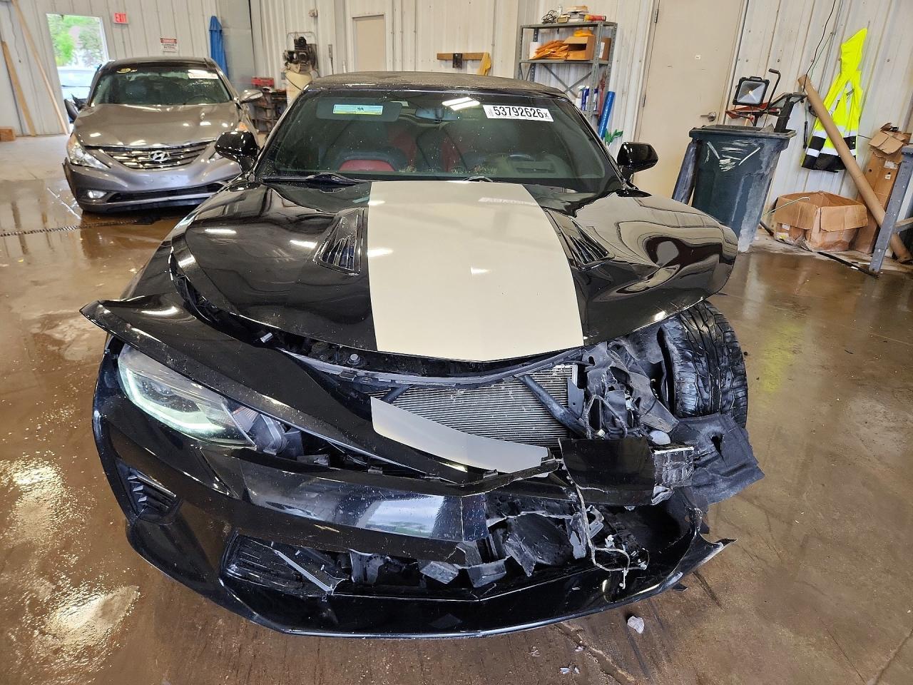 2017 Chevrolet Camaro Ss - Image 5