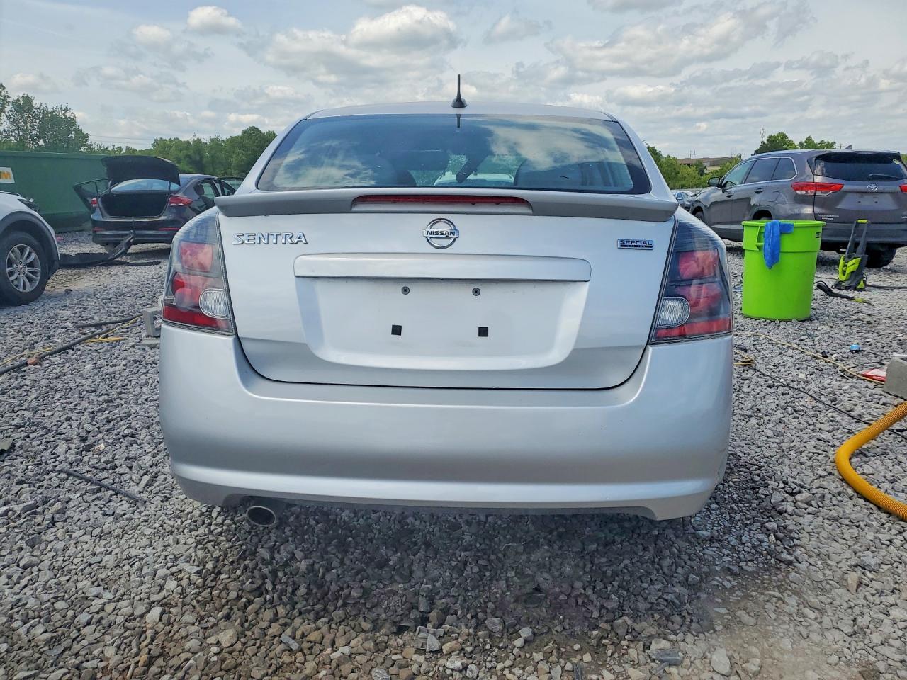 2012 Nissan Sentra 2.0 - Фото 6