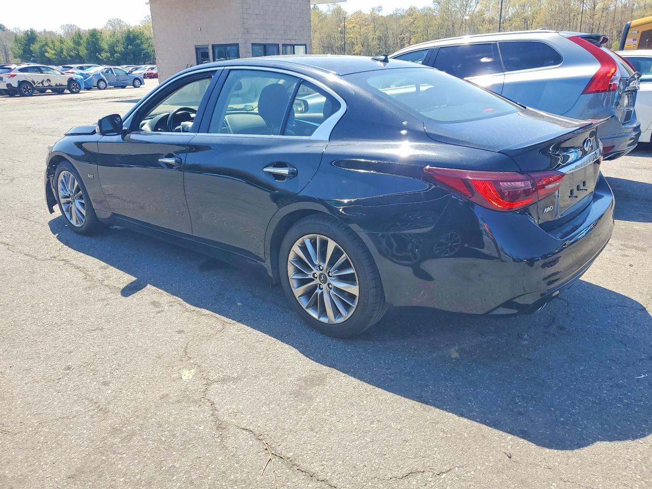 2019 Infiniti Q50 3.0T Luxe - Image 2