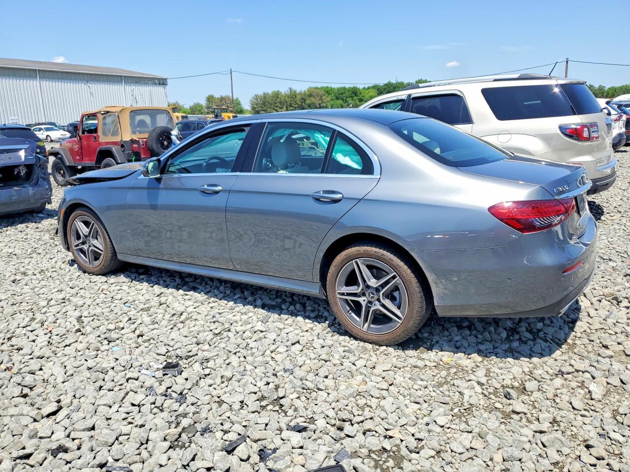 2023 Mercedes-Benz E 350 4Matic - Фото 2