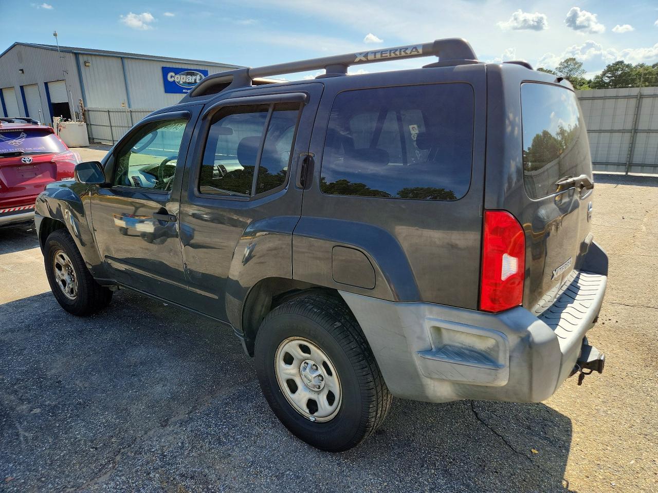 2008 Nissan Xterra X - Image 2