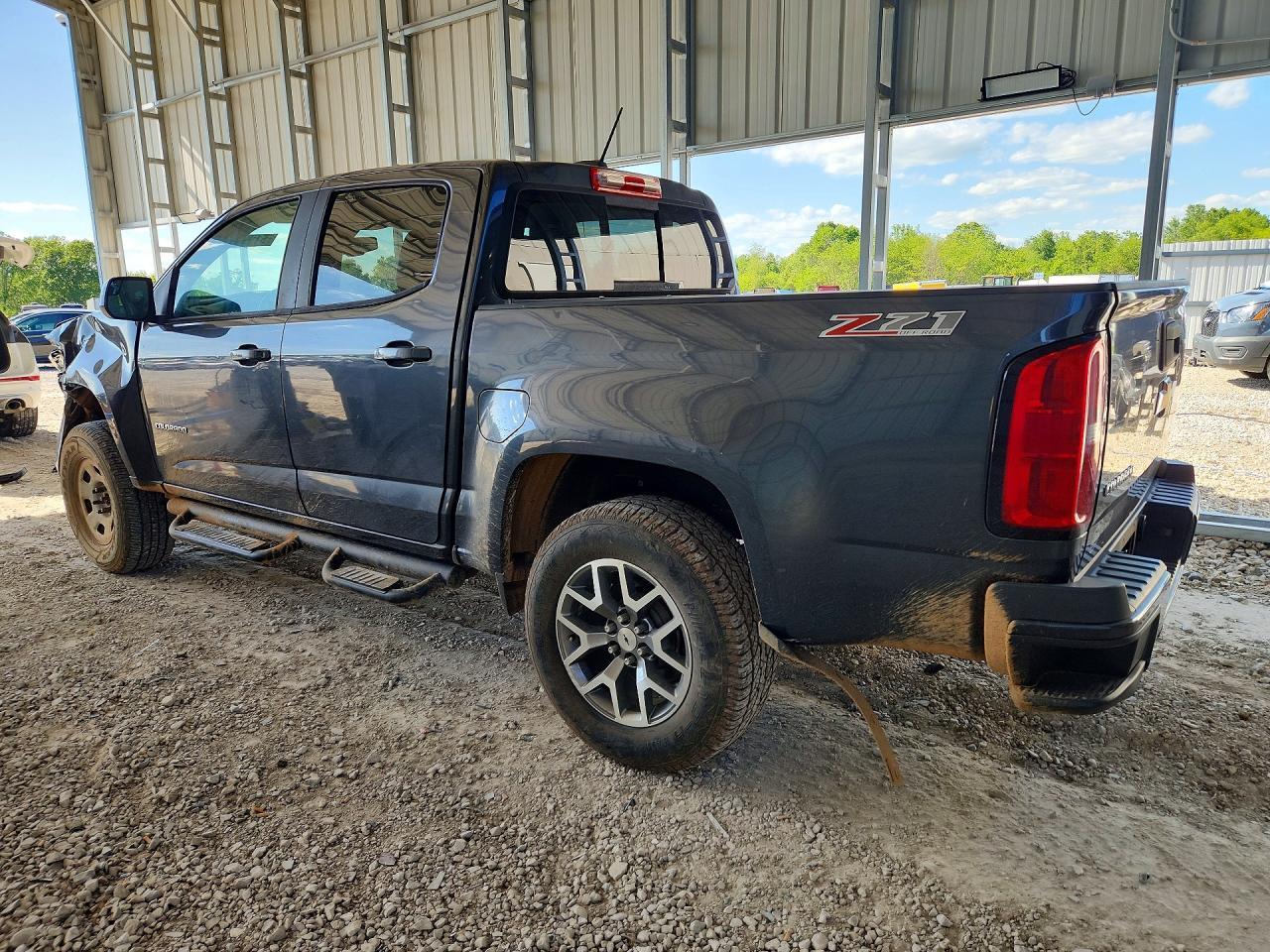 2016 Chevrolet Colorado Z71 - Image 2