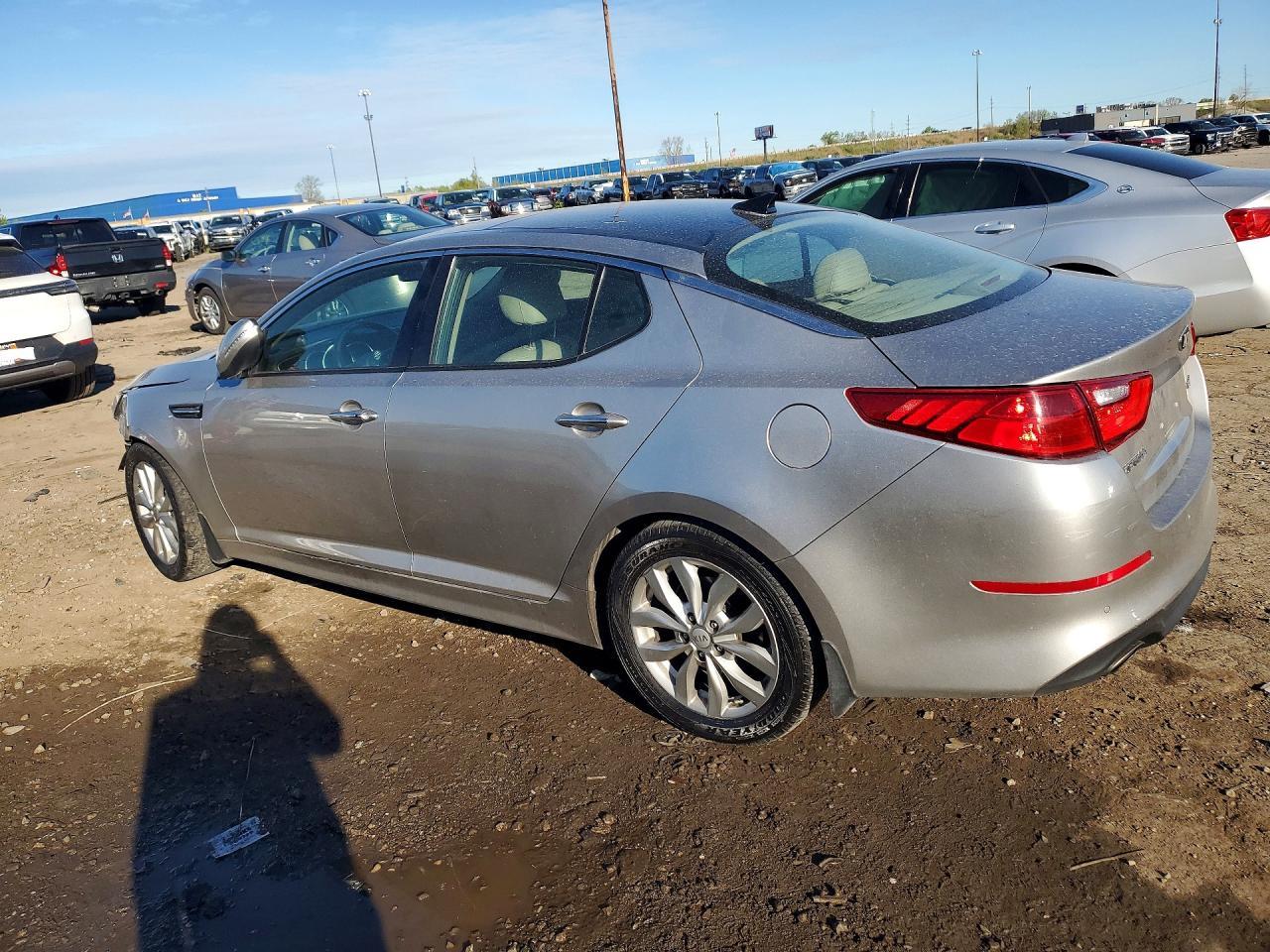 2015 Kia Optima Ex - Image 2