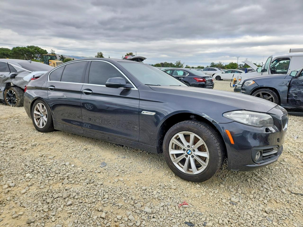 2015 BMW 528 I - Фото 4