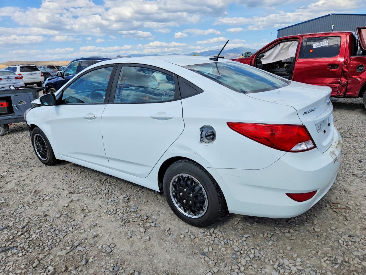 2017 Hyundai Accent Se - Image 2