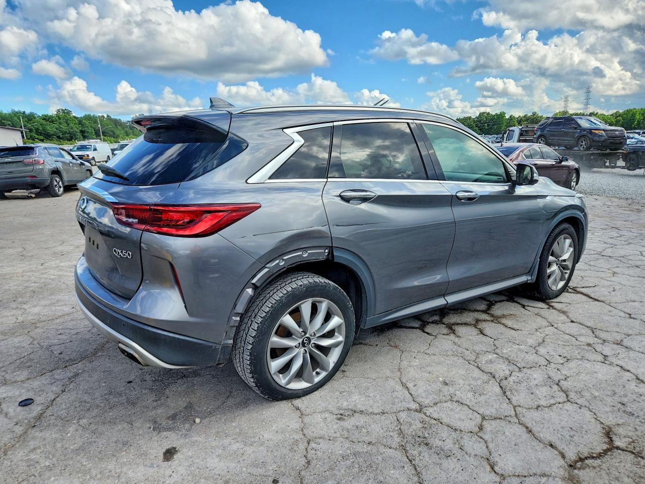 2022 Infiniti Qx50 Essential - Фото 3