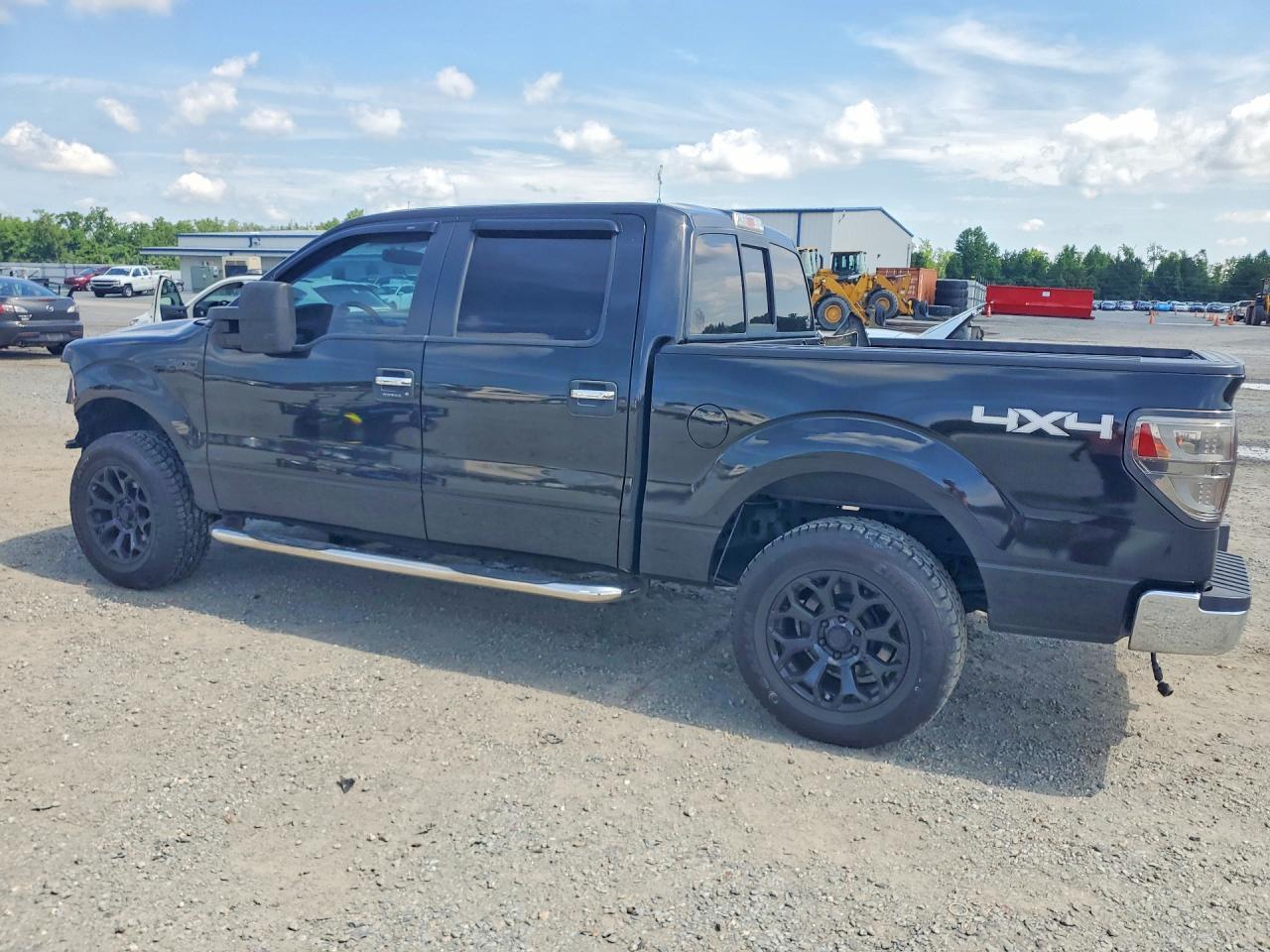 2013 Ford F150 Supercrew - Фото 2