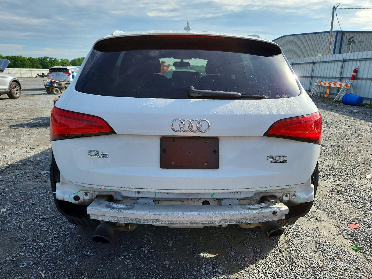 2016 Audi Q5 Premium Plus S-Line - Image 6