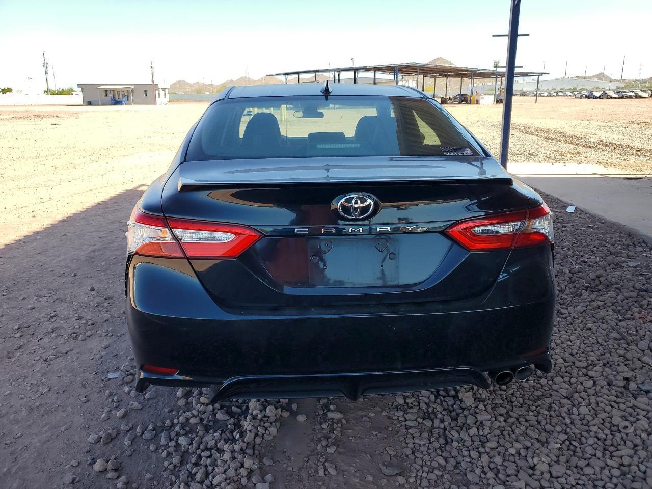 2019 Toyota Camry Se - Фото 6