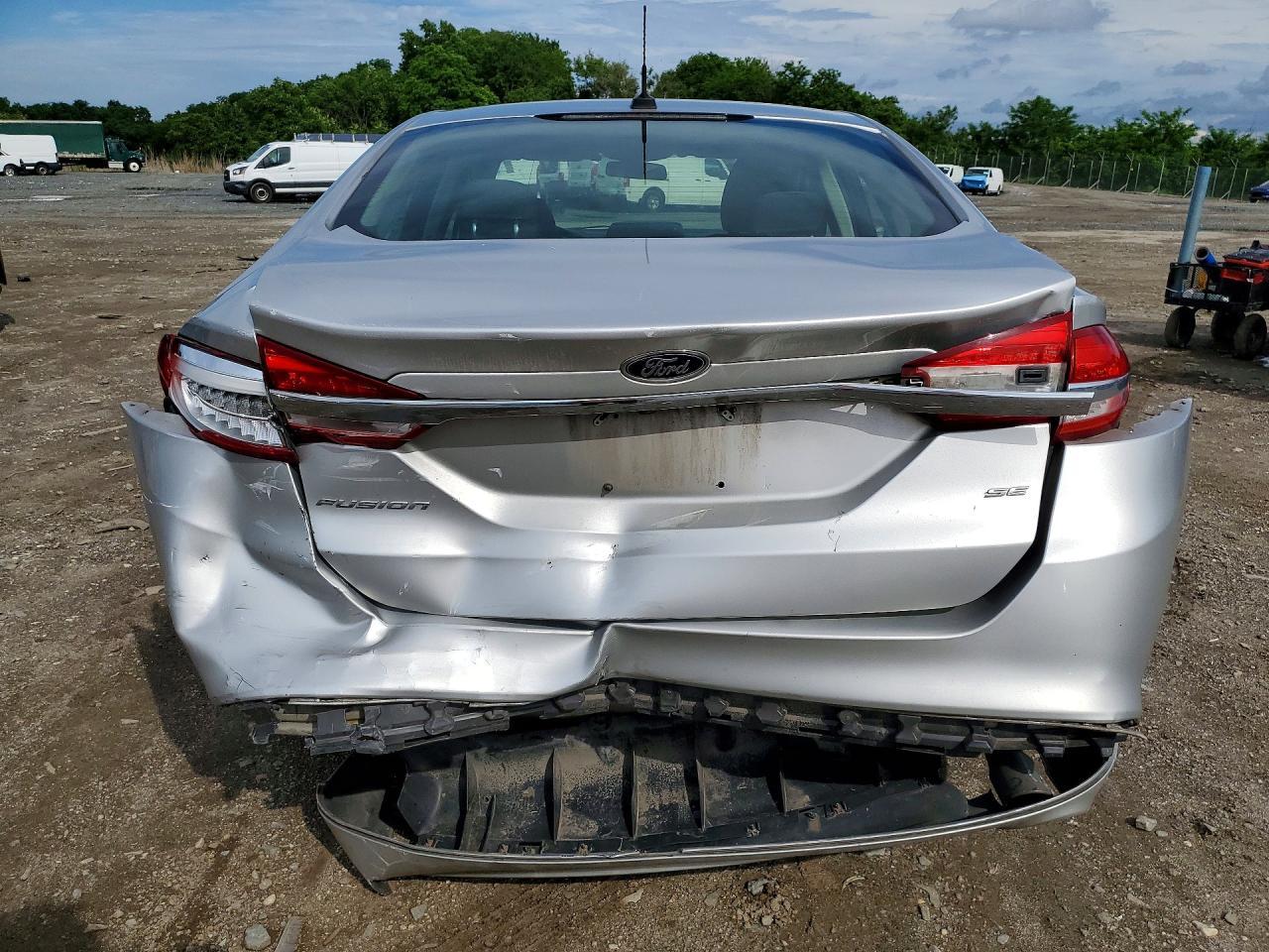 2017 Ford Fusion Se - Фото 6