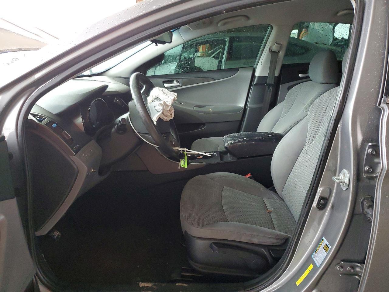 2013 Hyundai Sonata Gls - Image 7