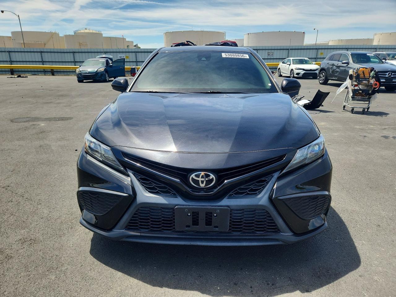 2021 Toyota Camry Se - Image 5