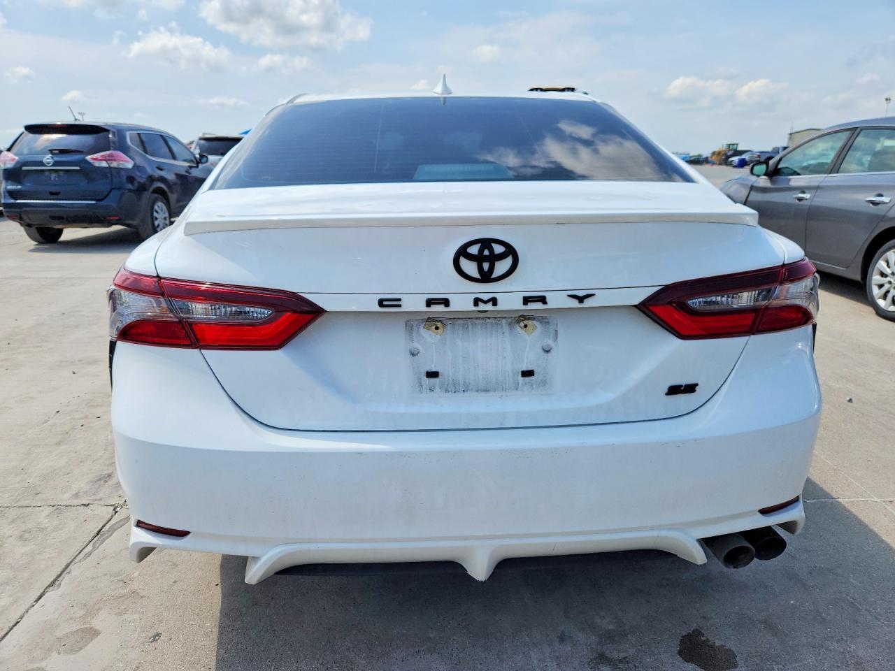 2024 Toyota Camry Se - Фото 6
