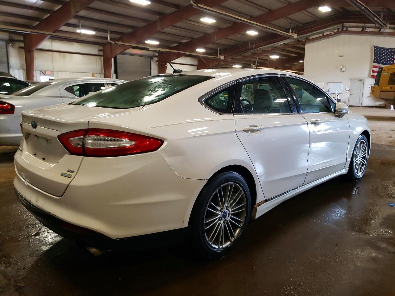 2013 Ford Fusion Se - Фото 3