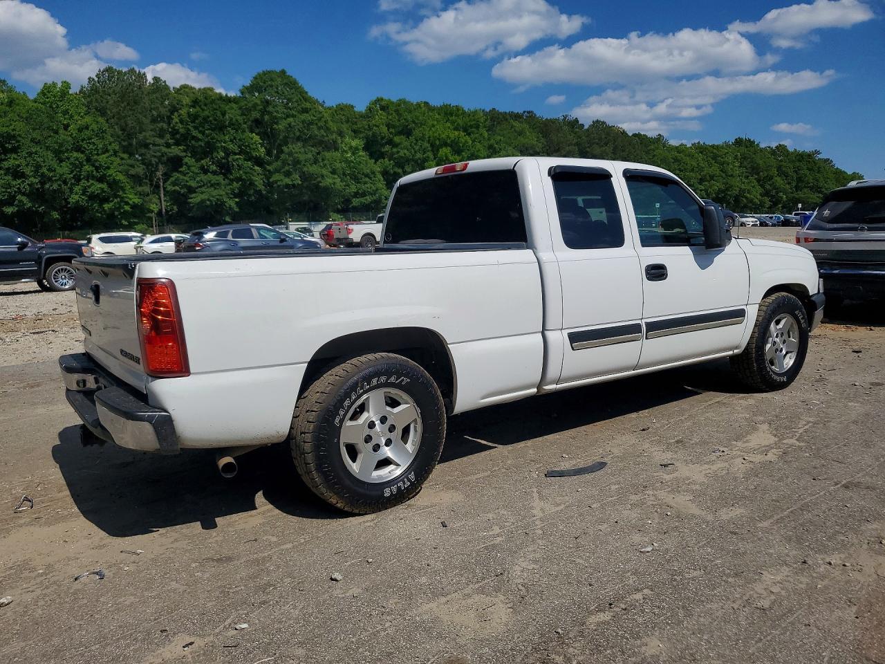 2005 Chevrolet Silverado C1500 - Фото 3