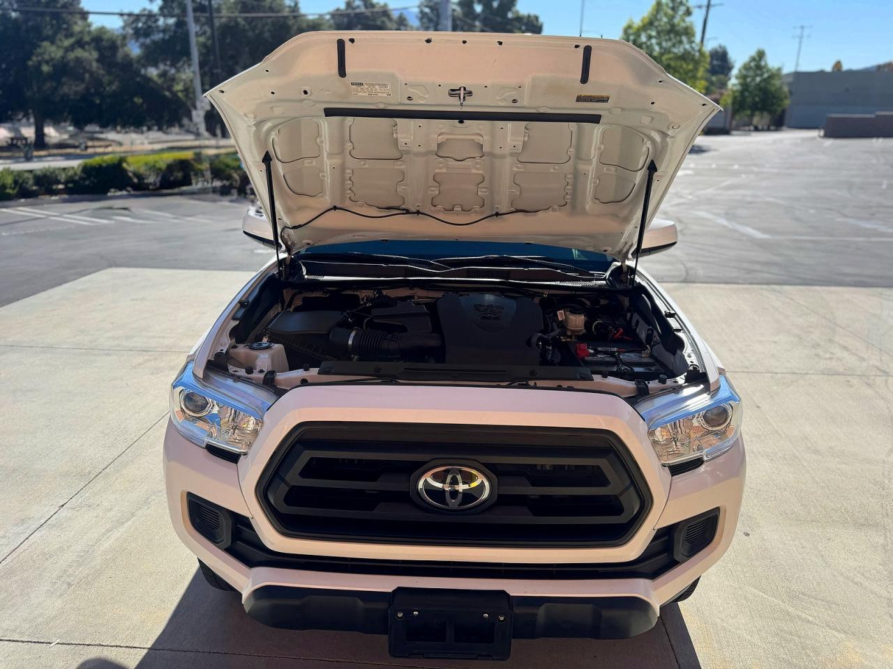 2023 Toyota Tacoma Sr V6 - Image 7