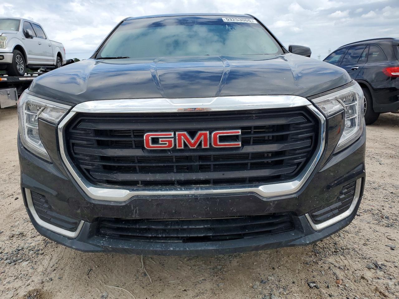 2022 GMC Terrain Sle - Image 5