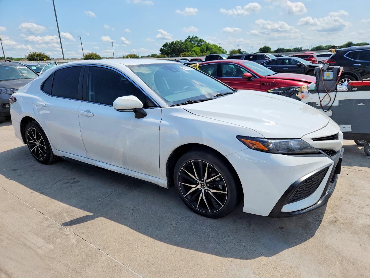 2024 Toyota Camry Se - Фото 4