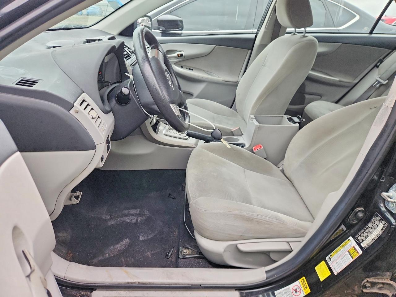 2013 Toyota Corolla Le - Фото 7