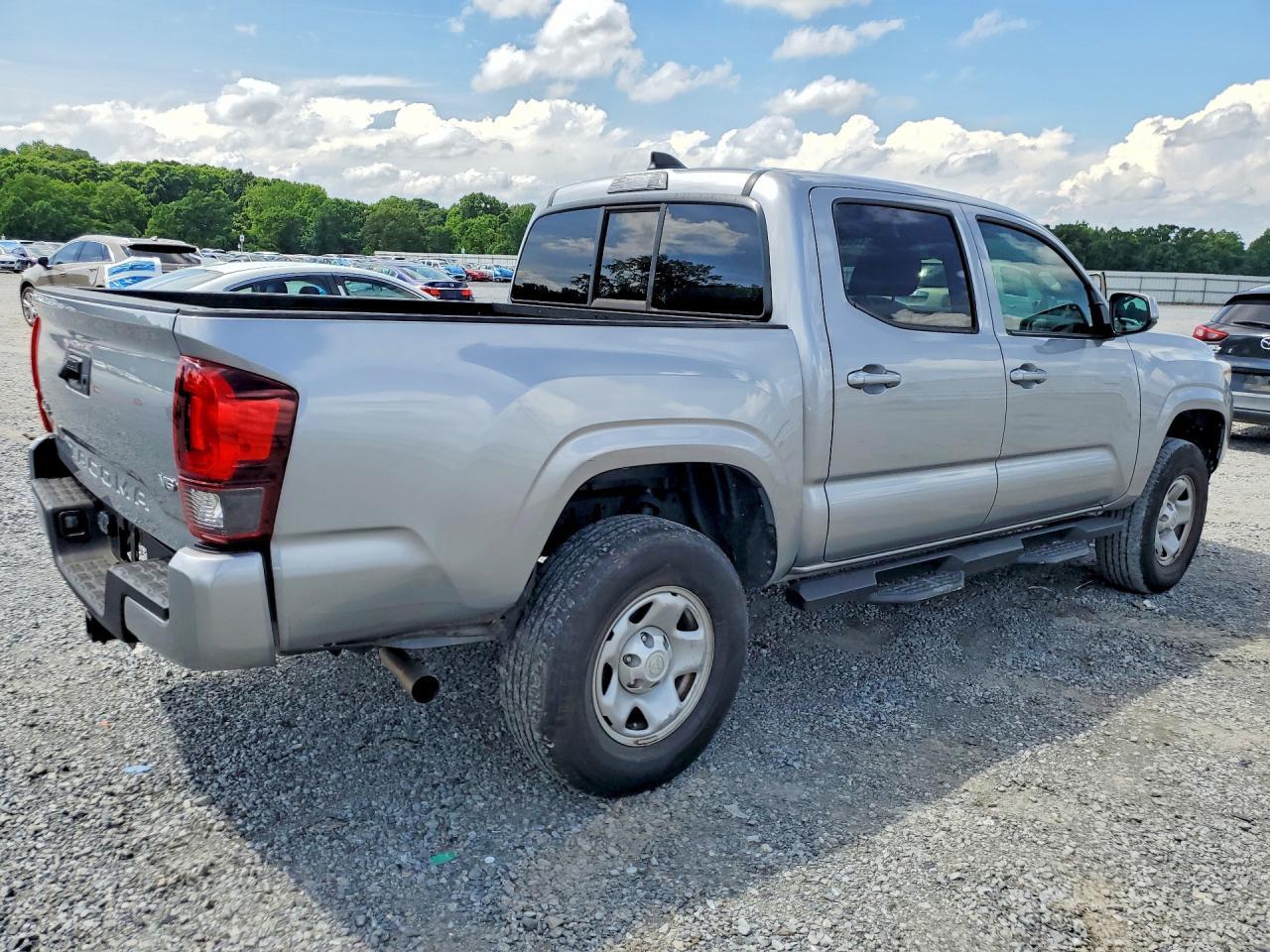 2020 Toyota Tacoma Sr V6 - Фото 3