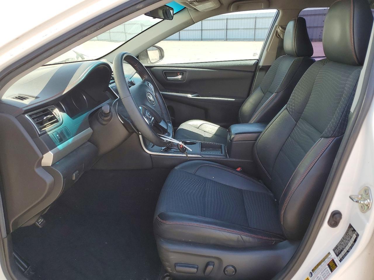 2015 Toyota Camry Se - Фото 7