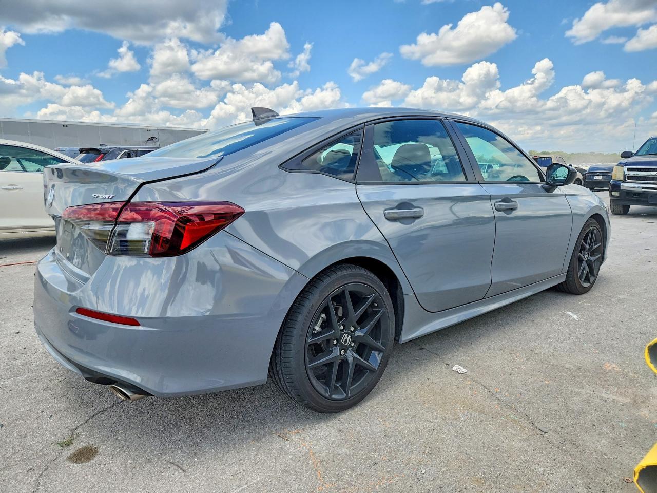 2025 Honda Civic Sport - Image 3