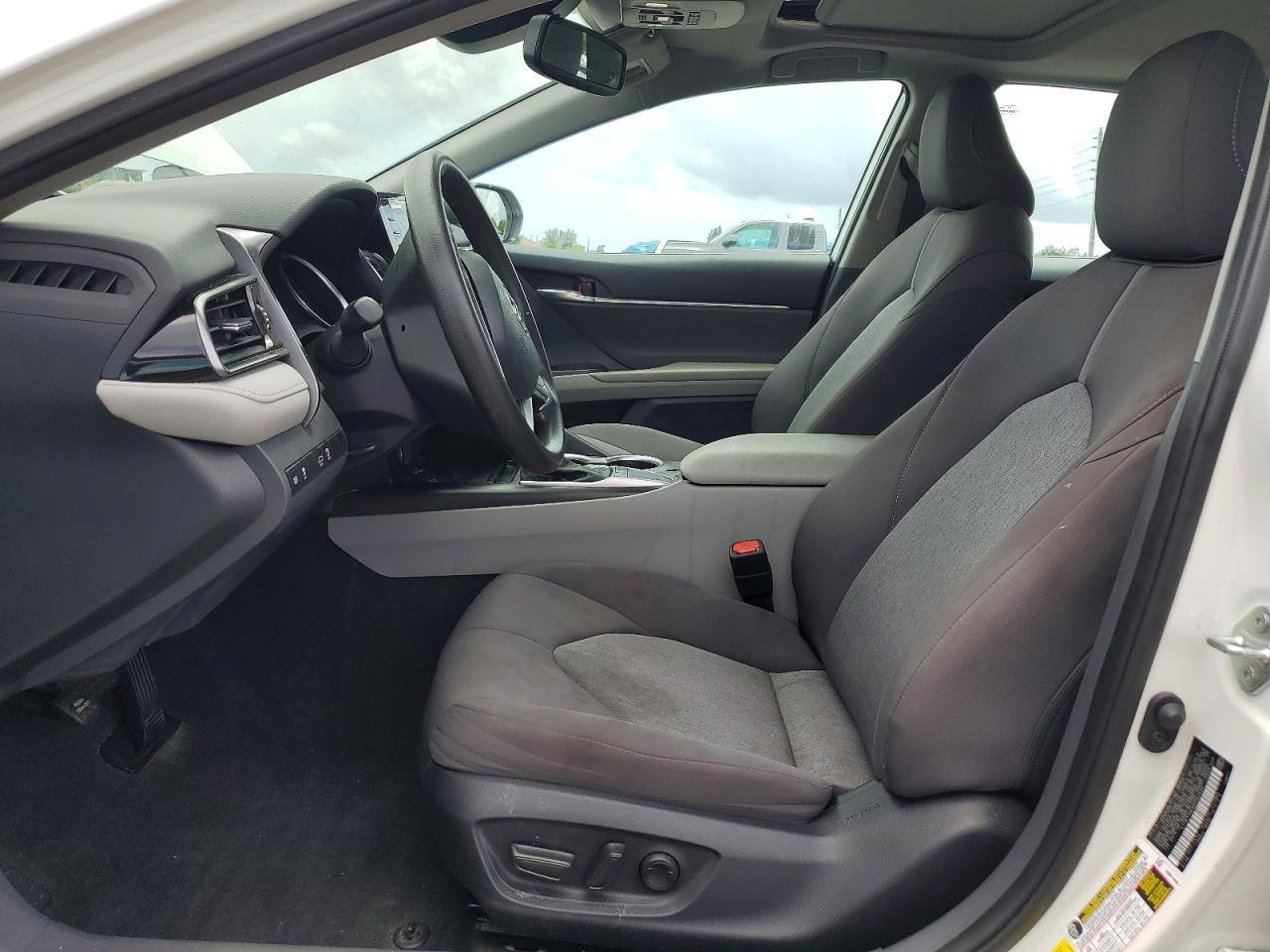 2024 Toyota Camry Le - Image 7