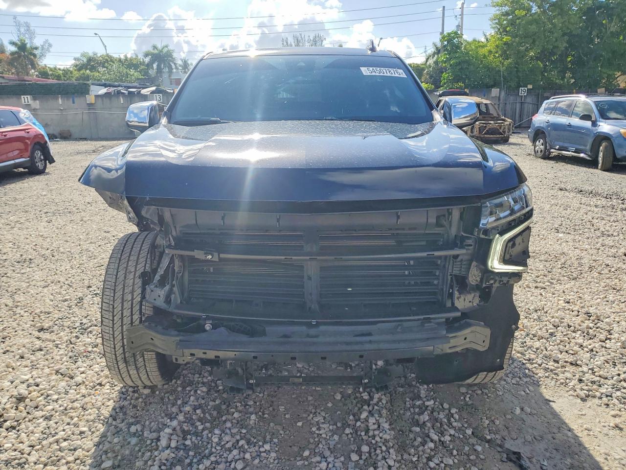 2024 Chevrolet Tahoe C1500 Premier - Фото 5