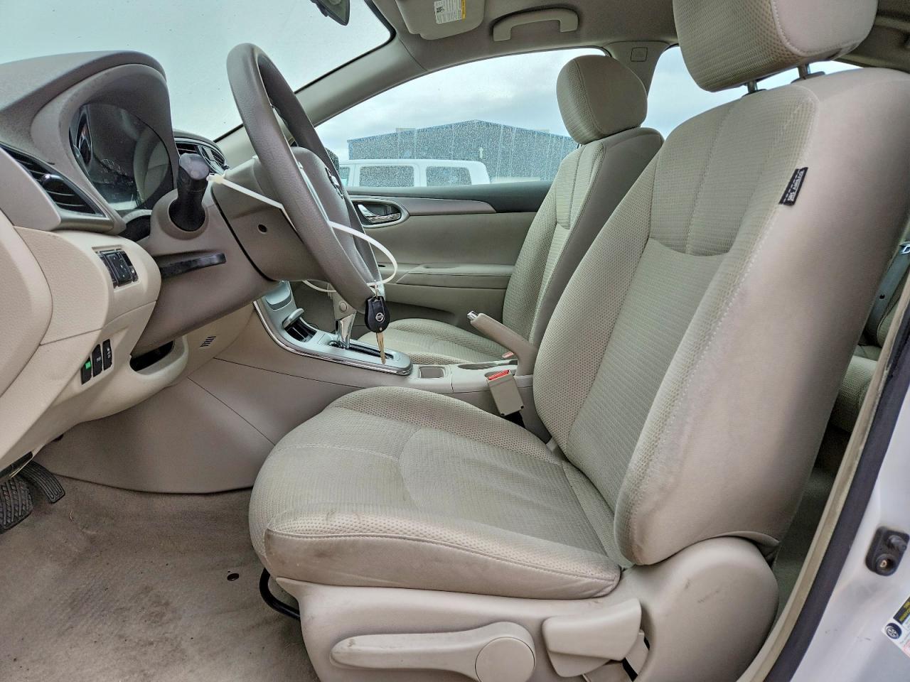 2013 Nissan Sentra S - Фото 7