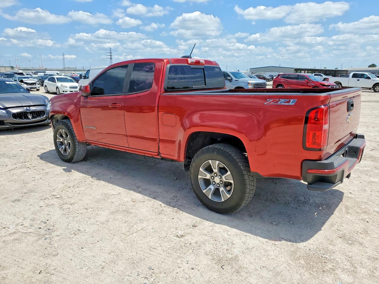 2016 Chevrolet Colorado Z71 - Image 2