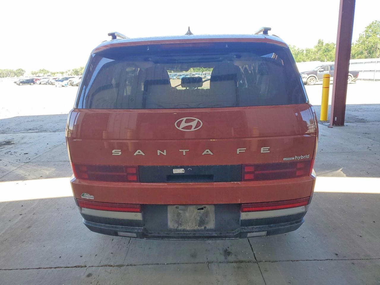2025 Hyundai Santa Fe Limited - Image 6