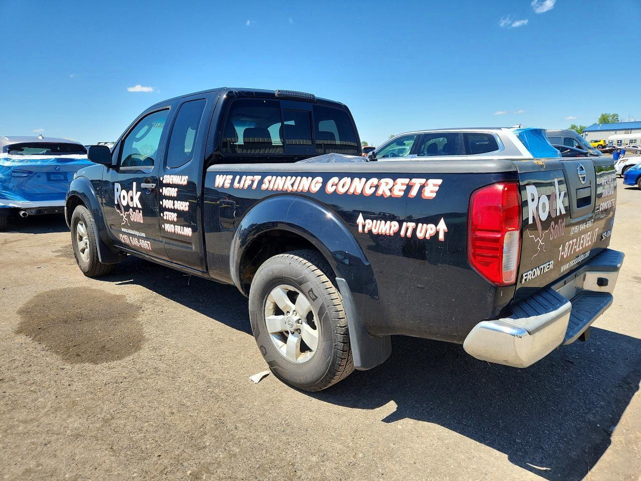 2010 Nissan Frontier Se V6 - Image 2