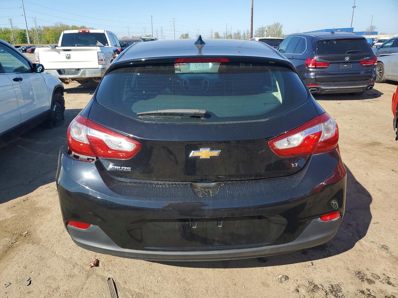 2017 Chevrolet Cruze Lt - Image 6