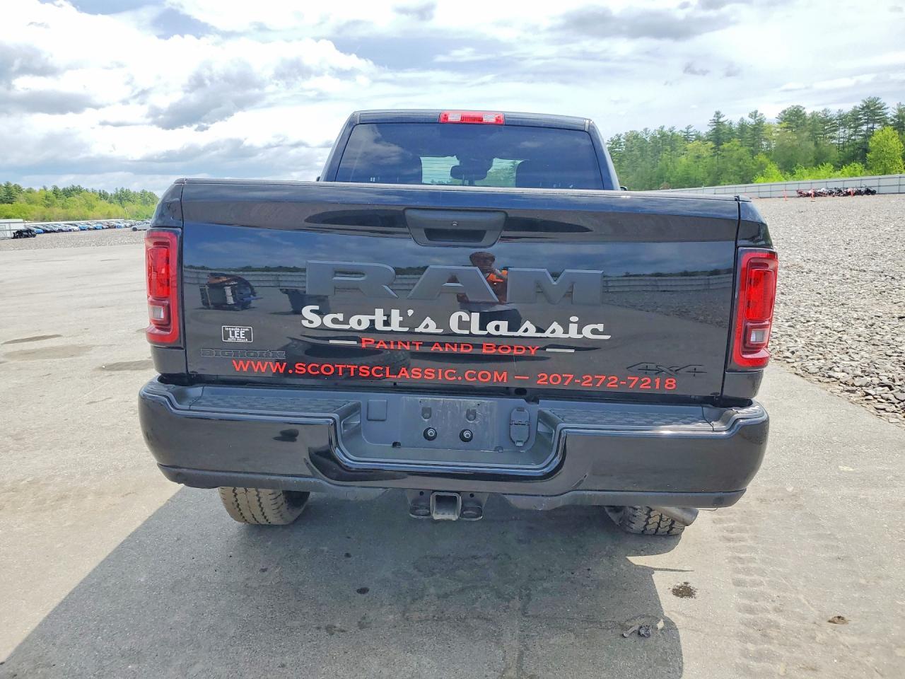 2025 Ram 2500 Big Horn - Image 6