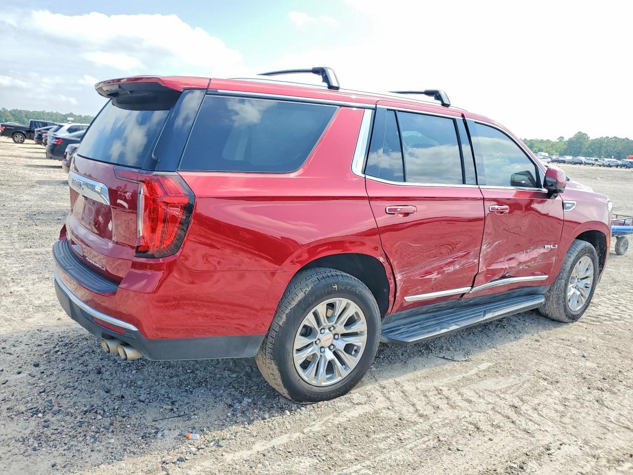 2023 GMC Yukon Denali - Фото 3