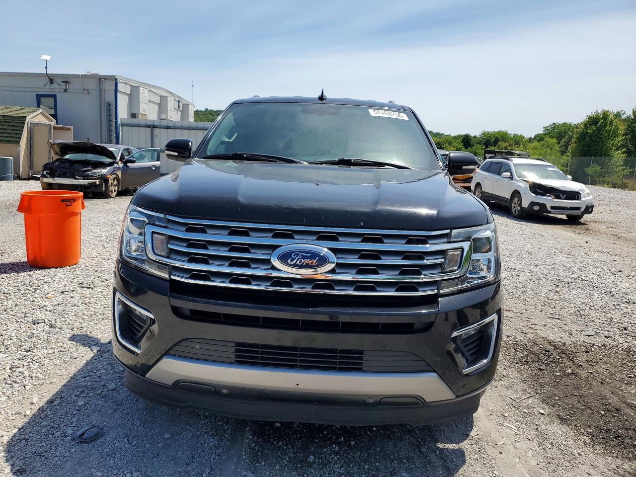 2018 Ford Expedition Max Limited - Image 5