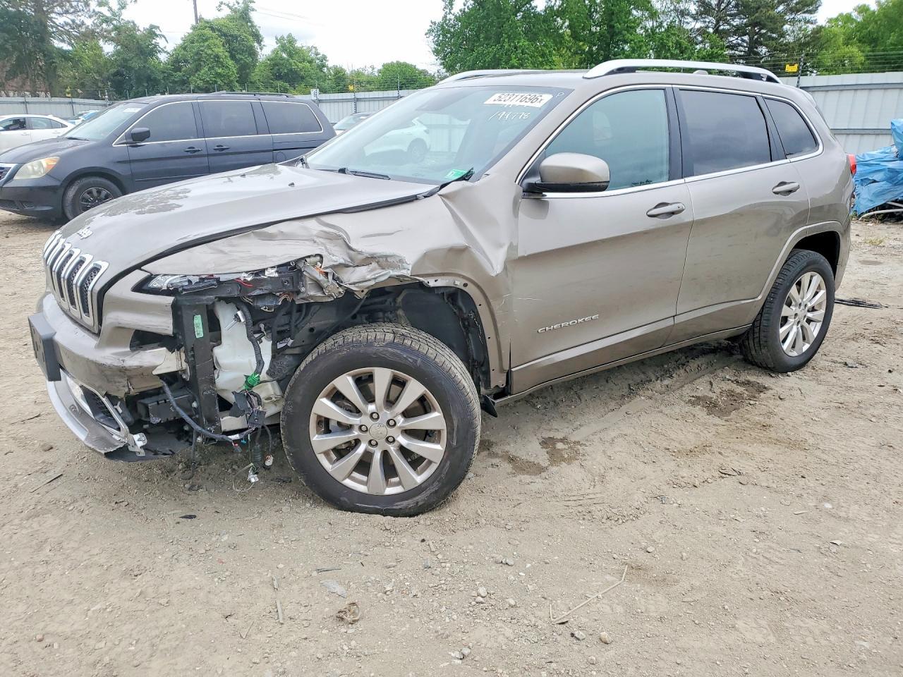 2016 Jeep Cherokee Overland